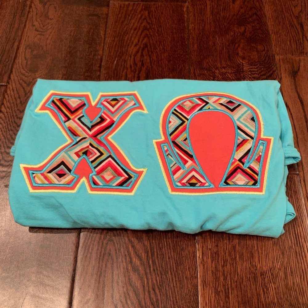 ΧΩ Block Letter Stitch T-Shirt